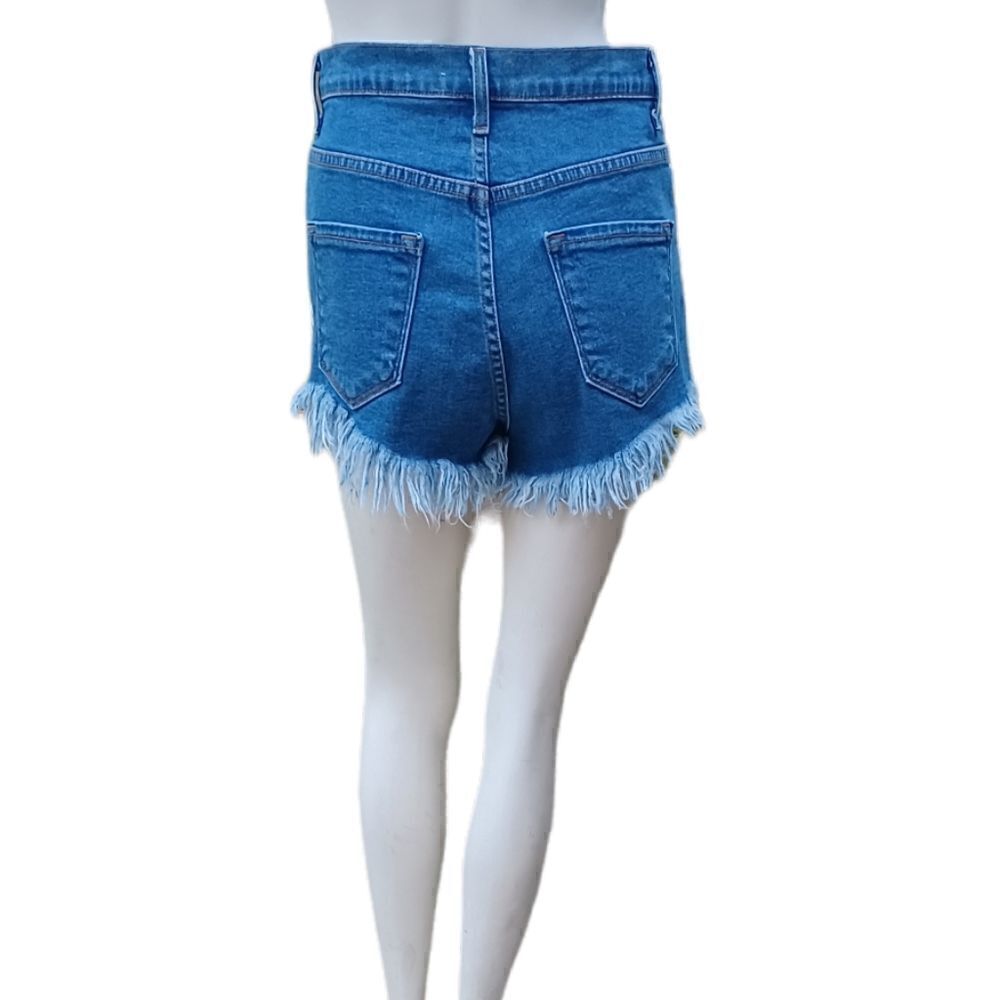 620848....GIA monae Jean Shorts Size M, W27" 11"Inseam 2"Rise