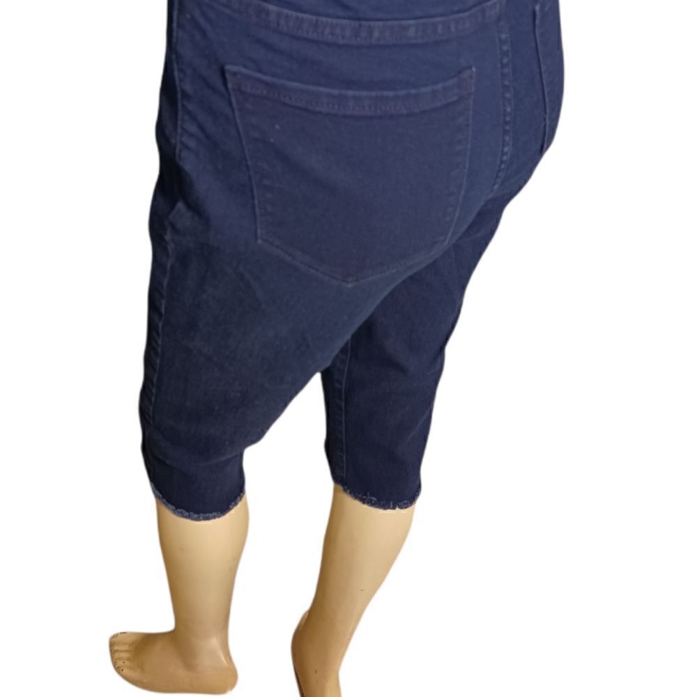 583747 Old Navy Super Skinny PullUp Jeans Size 32" Waist, 16"Inseam 10"Rise