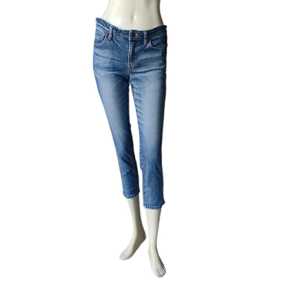 412141....Crop Jeans Size 28" Waist