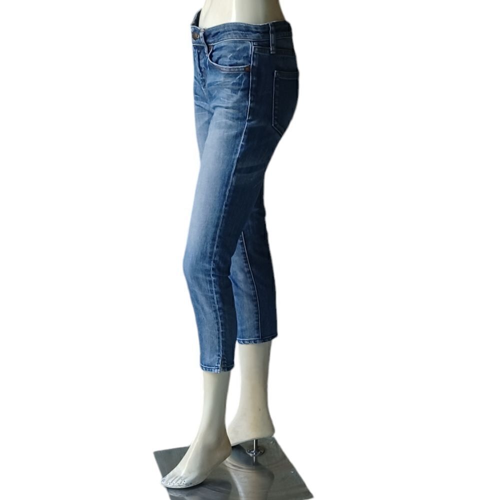 412141....Crop Jeans Size 28" Waist