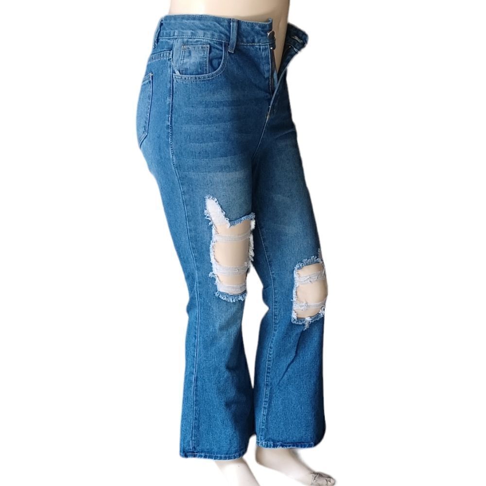 672544....Bootcut High Rise Jeans Size Large, 27" Inseam