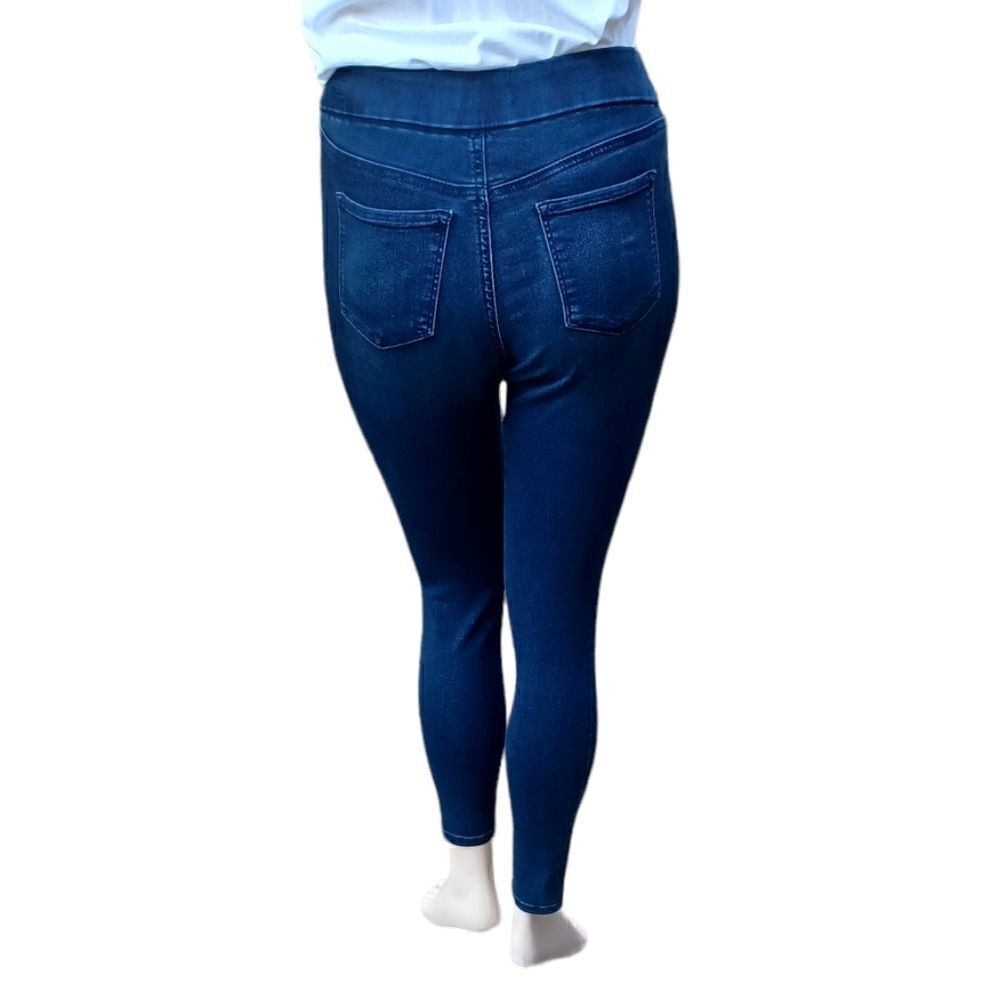633634...Nine West Skinny Pull-On Jeans Size 8, W30" 28"Inseam 10"Rise