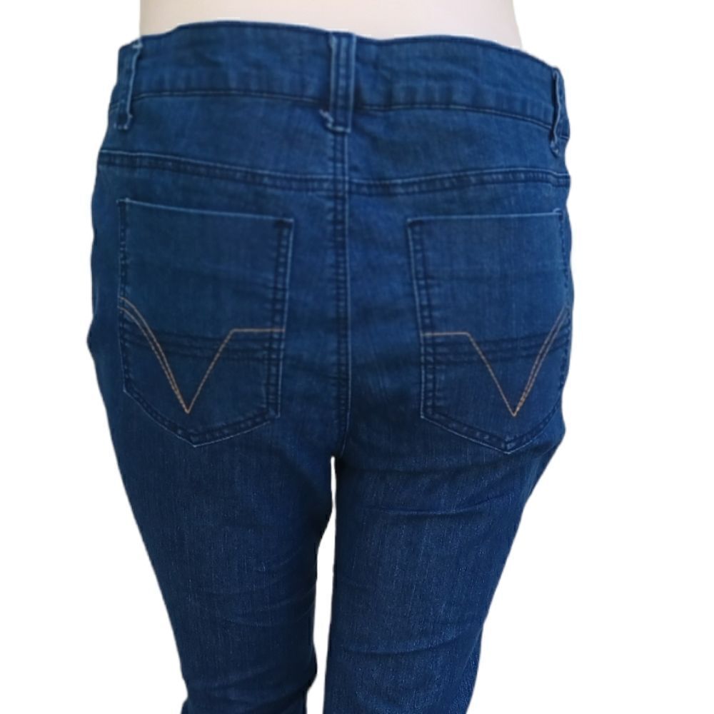 545219...Forever 21 Crop Jeans Size 14