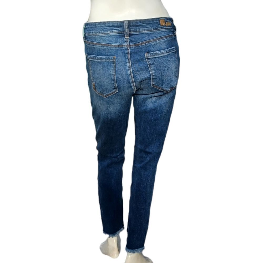568421.....Kut from the Kloth Ankle Straight Size 4, W28" 26"Inseam  9"Rise