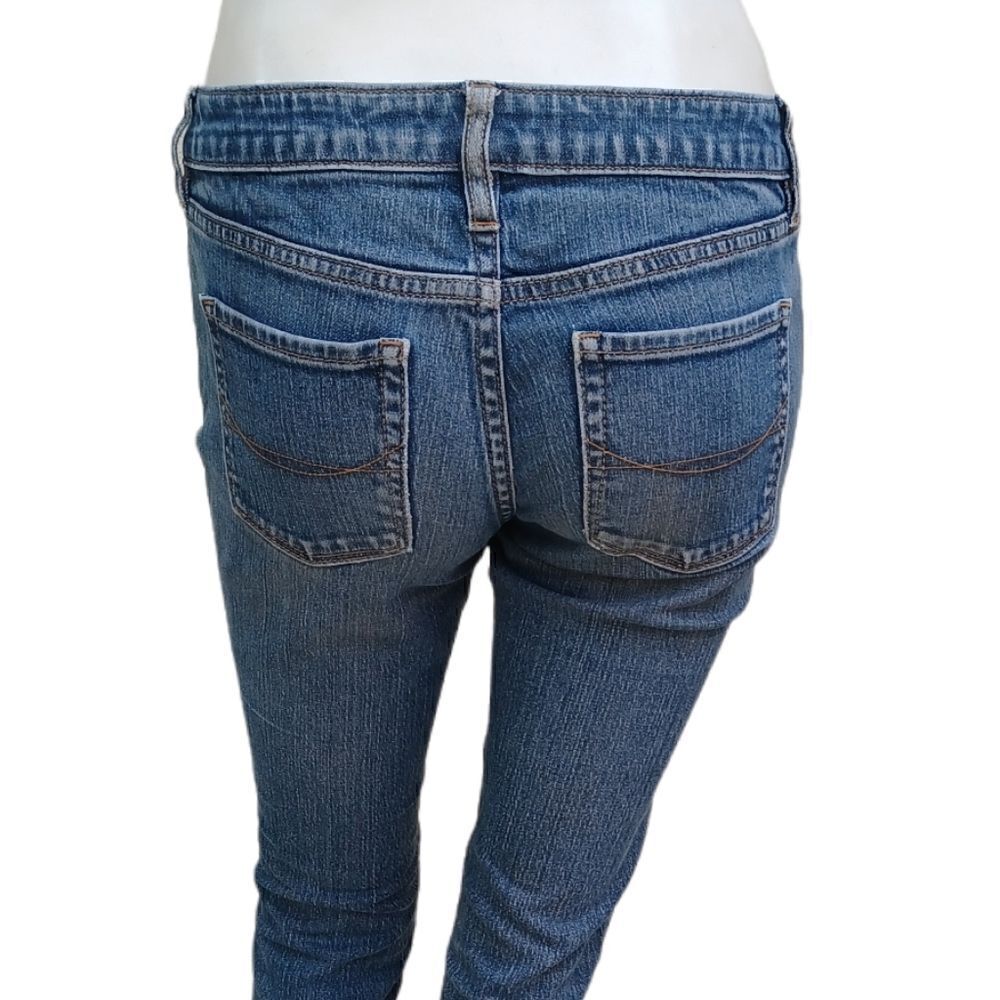 10422...Bullhead Super Skinny Jeans Size 3L, 28" Waist 32" Inseam 7" Rise