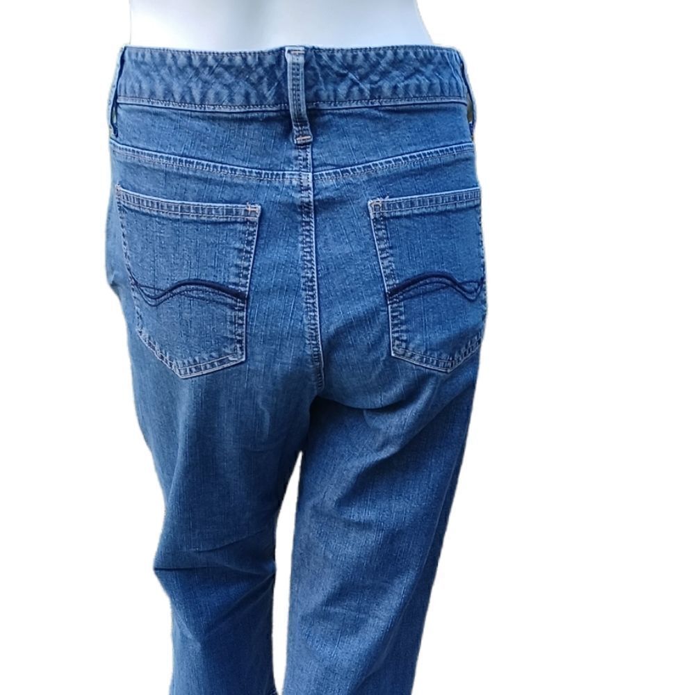 417713.....Lee Crop Jeans Size 12M, W29" 18"Inseam 9"Rise