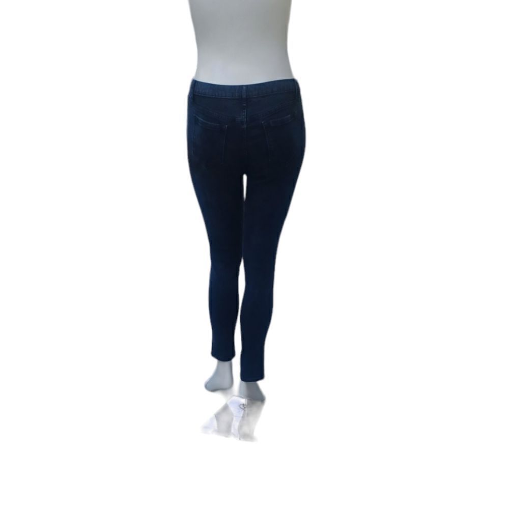 7004634.......Simply Vera Skinny Jeans Size 12R