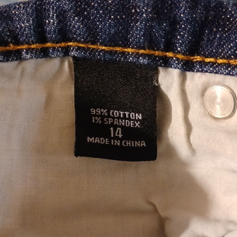 584447....... London Jean Bootcut Size 14, W34" 27"Inseam  10"Rise