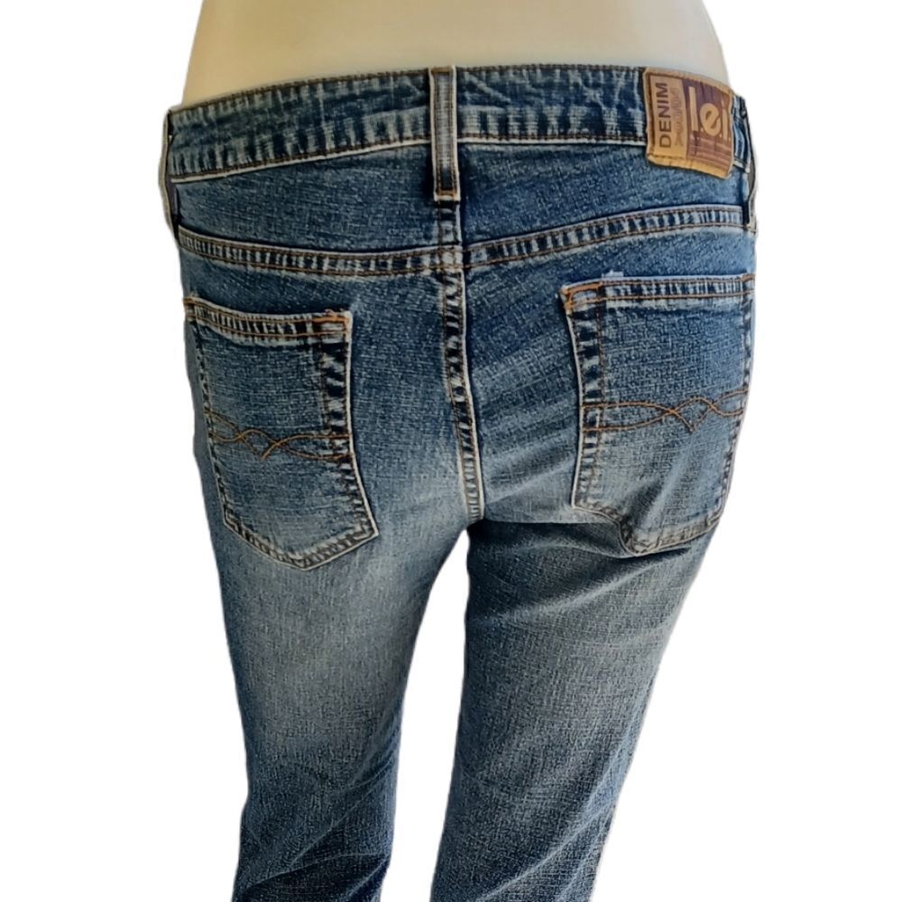 52951..l.e.i. Crop Jeans Size 9