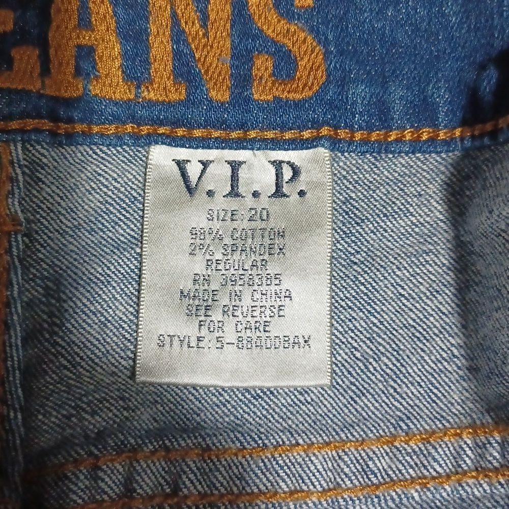 534627....VIP Ankle Crop Jeans, Destructed Collection