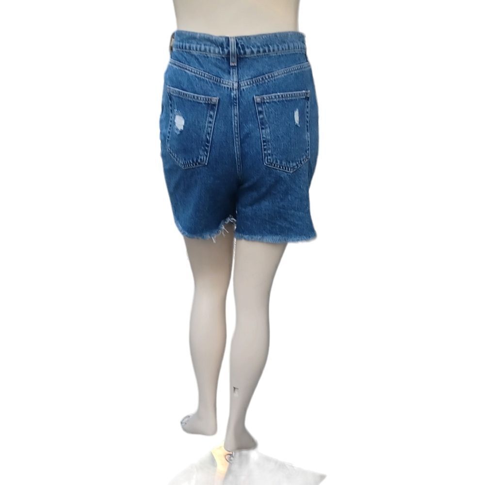 67603...Forever21 Jean Shorts Size 30
