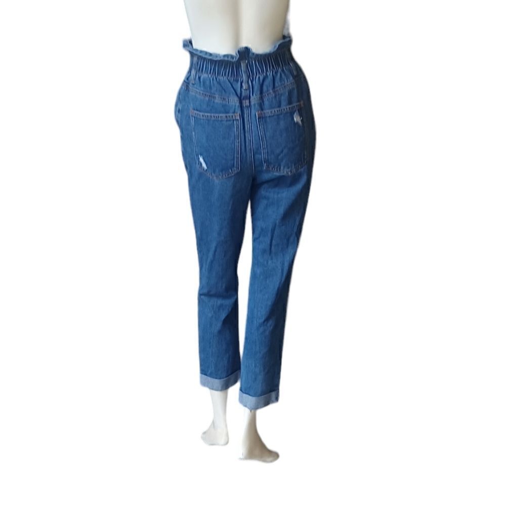 67573...Forever21 Straight leg Jeans Size 24