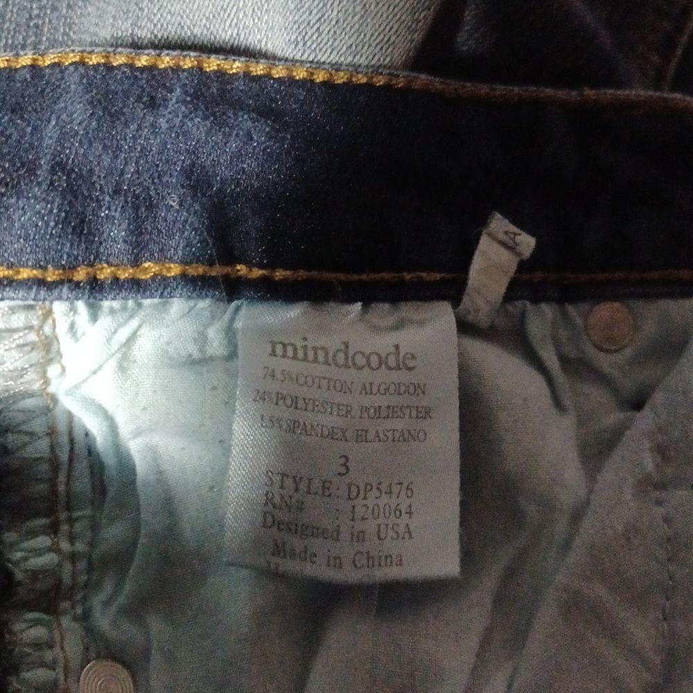 53037...Mindcode Skinny Jeans Size 3