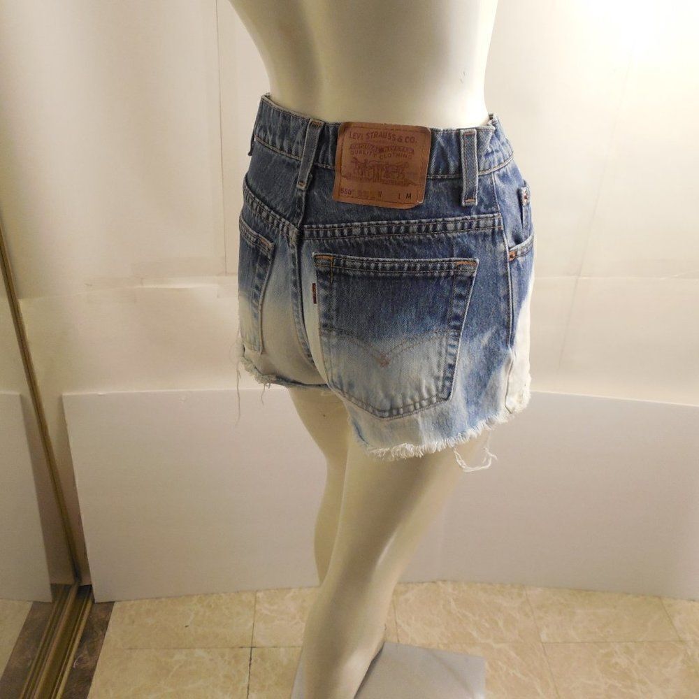 56733..Levi 550 Denim Shorts Jr. Size 5