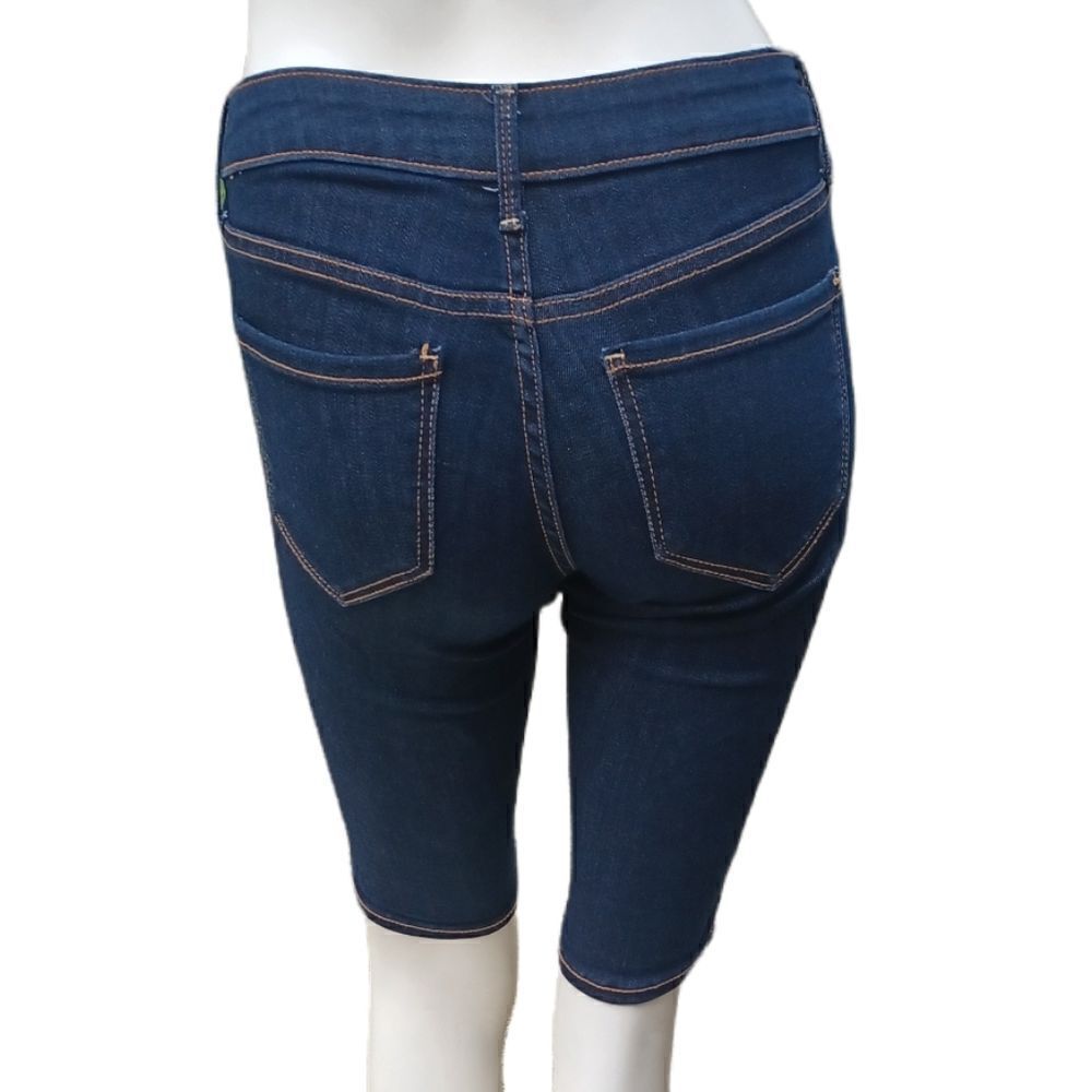 542910....Old Navy Shorts Size 2R, W24" 11"Inseam 6"Rise