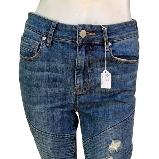 547117....Kendall Kylie Skinny Jeans Size 27, 29"W, 28" Inseam
