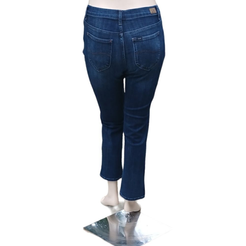 548017.....Lee Straight leg Jeans Size 12 Short, W35" 27" Inseam 9 1/2"Rise