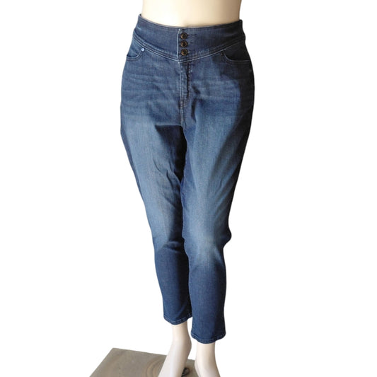9008....Lane Bryant Skinny Jeans Size 18 Regular, 34" Waist 25" Inseam, 12" Rise