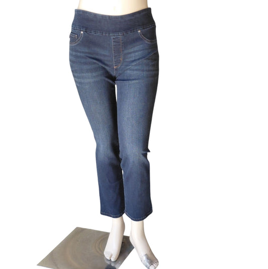 9009....Lee Pull-On Sculpting Jeans Size 14Short, 27" Inseam, 10" Rise