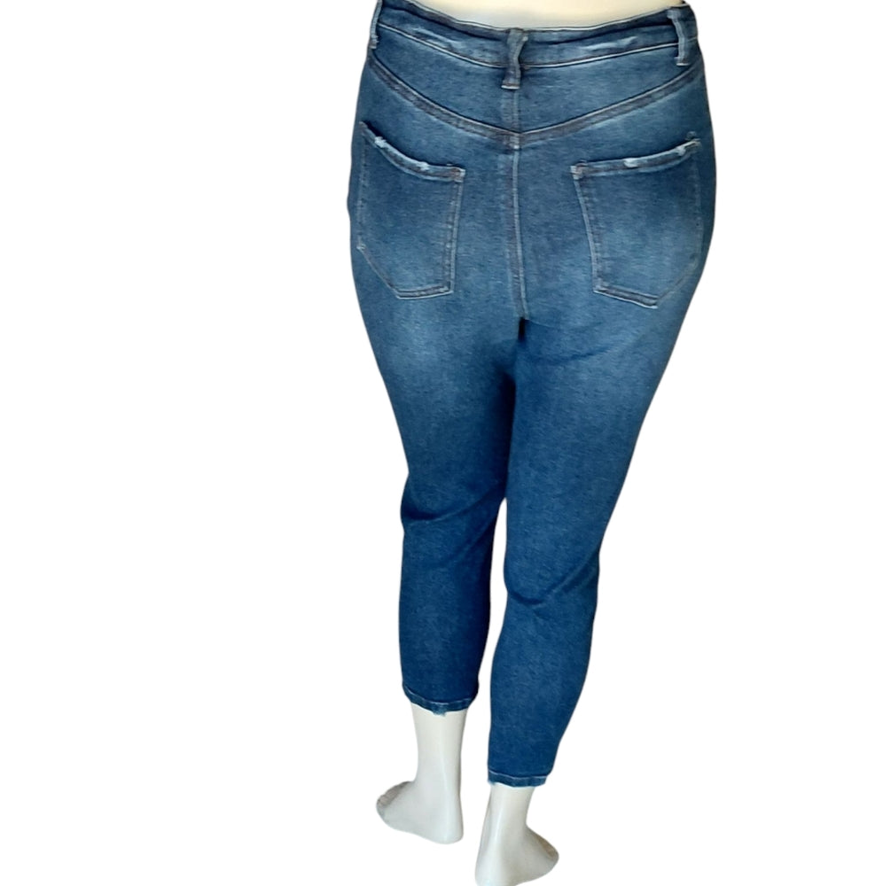 90014...NOBO High Rise Skinny Jeans Size 17, 32" Waist 23" Inseam, 12" Rise