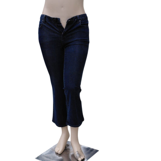 5115....Calvin Klein Ankle Crop Flare  Jeans Size 30/10P, 9" Rise