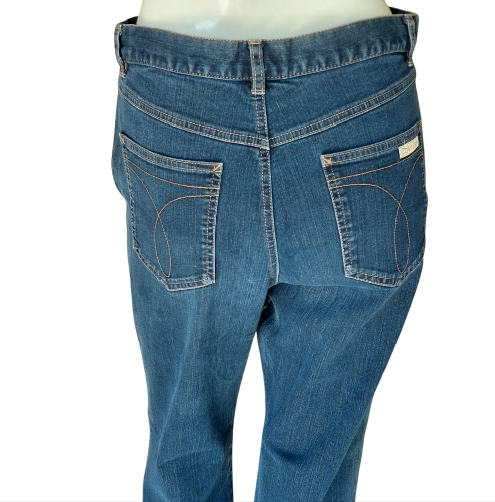 108011..Women's Calvin Klein Bootcut Jeans Size 8, 28" Waist 27" Inseam 10" Rise