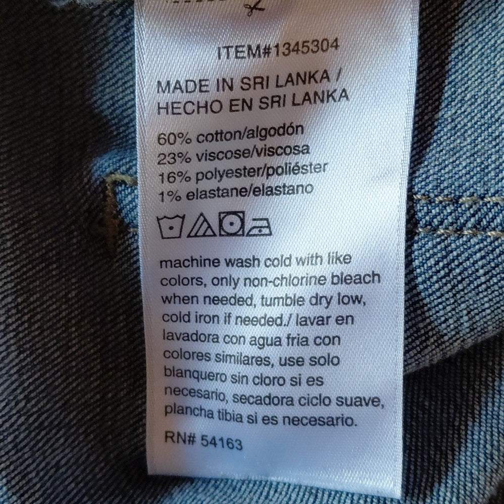 67585....Calvin Klein Skinny Jeans Size 8 25" Inseam W26" 9" Rise