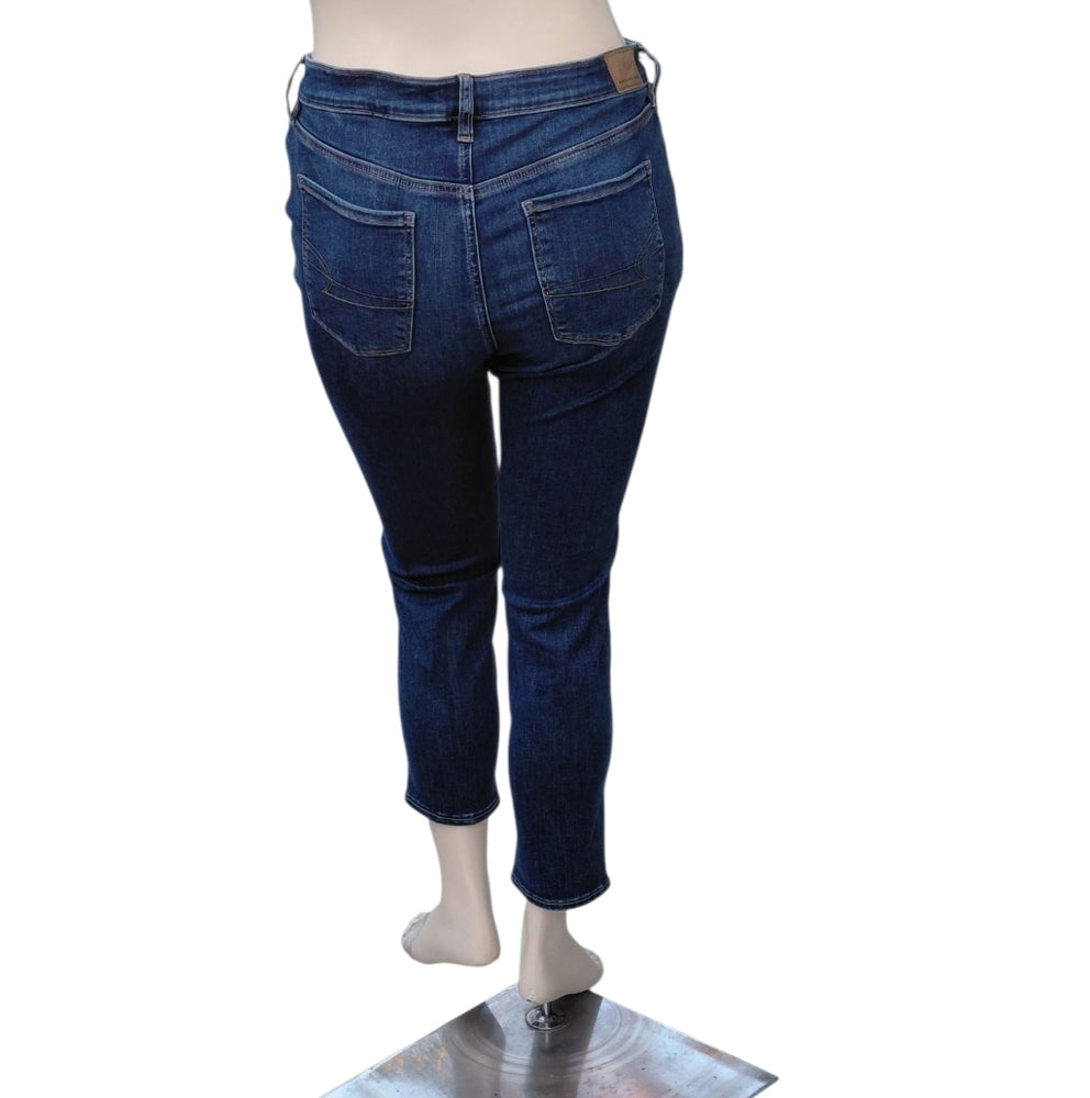 90028..American Eagle Skinny Jeans Size 14, 32"W, 27"Inseam, 10"Rise