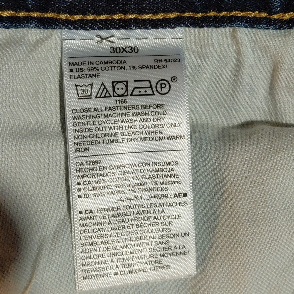 63756....Old Navy Straight leg Jeans Size 30X30, 9"Rise