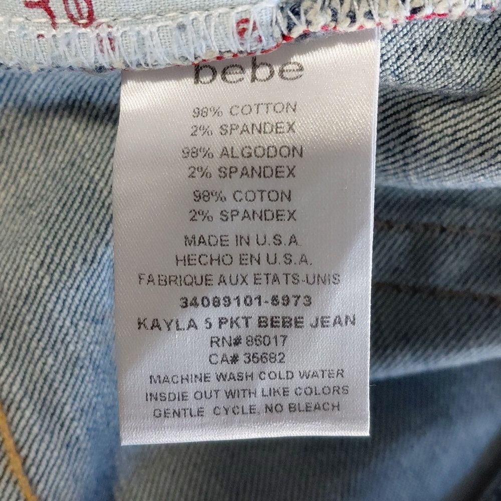8113...bebe Ankle Crop Jeans Size 29, W29" 22"Inseam 7"Rise