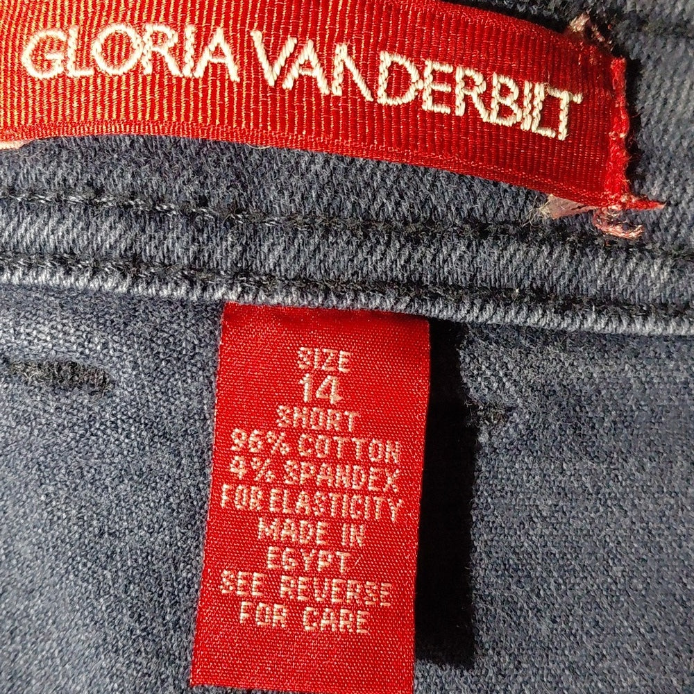 1025....Gloria Vanderbilt Tapered Leg Jeans Size 14Short, W28" 27"Inseam 12"Rise