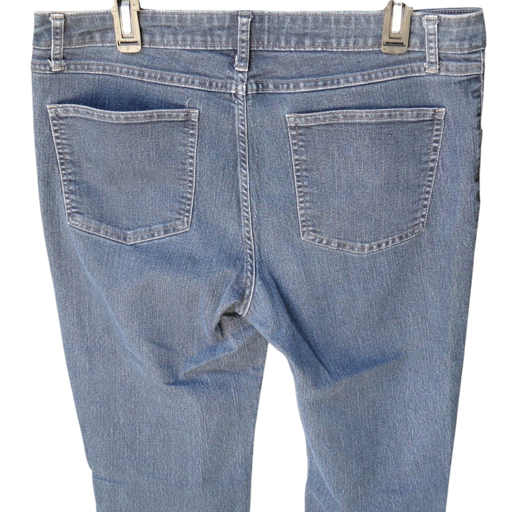 44001....Riders By Lee Crop Jeans Size W34"  17"Inseam 10"Rise