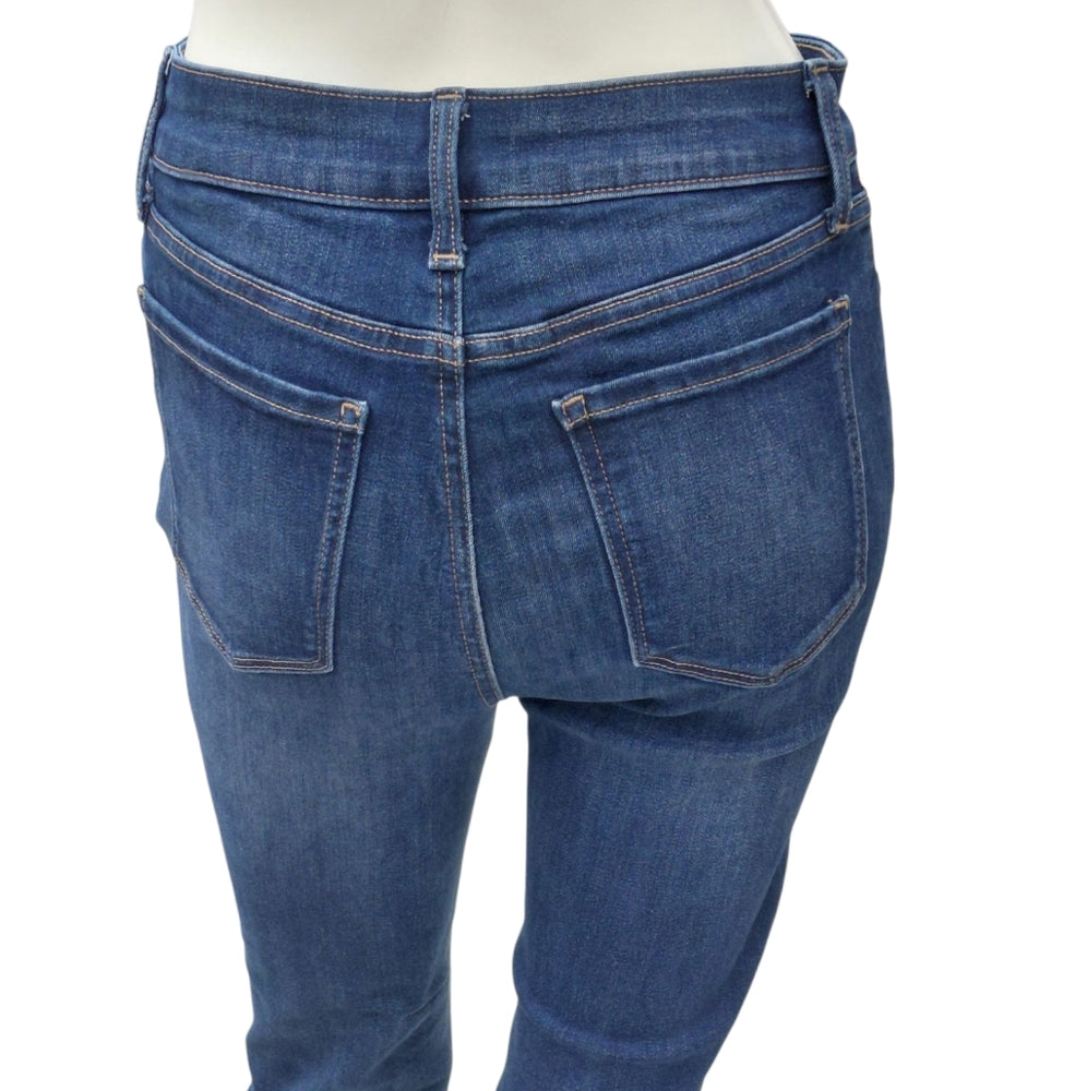 691447.....Nine West Straight Capri Size 4, W26" 24"Inseam 10"Rise