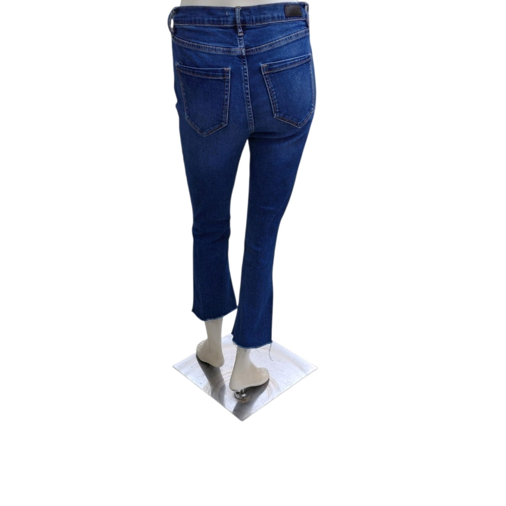 90033...Nicole Miller Ankle Crop Jeans Size 4, W26" 24"Inseam  9"Rise