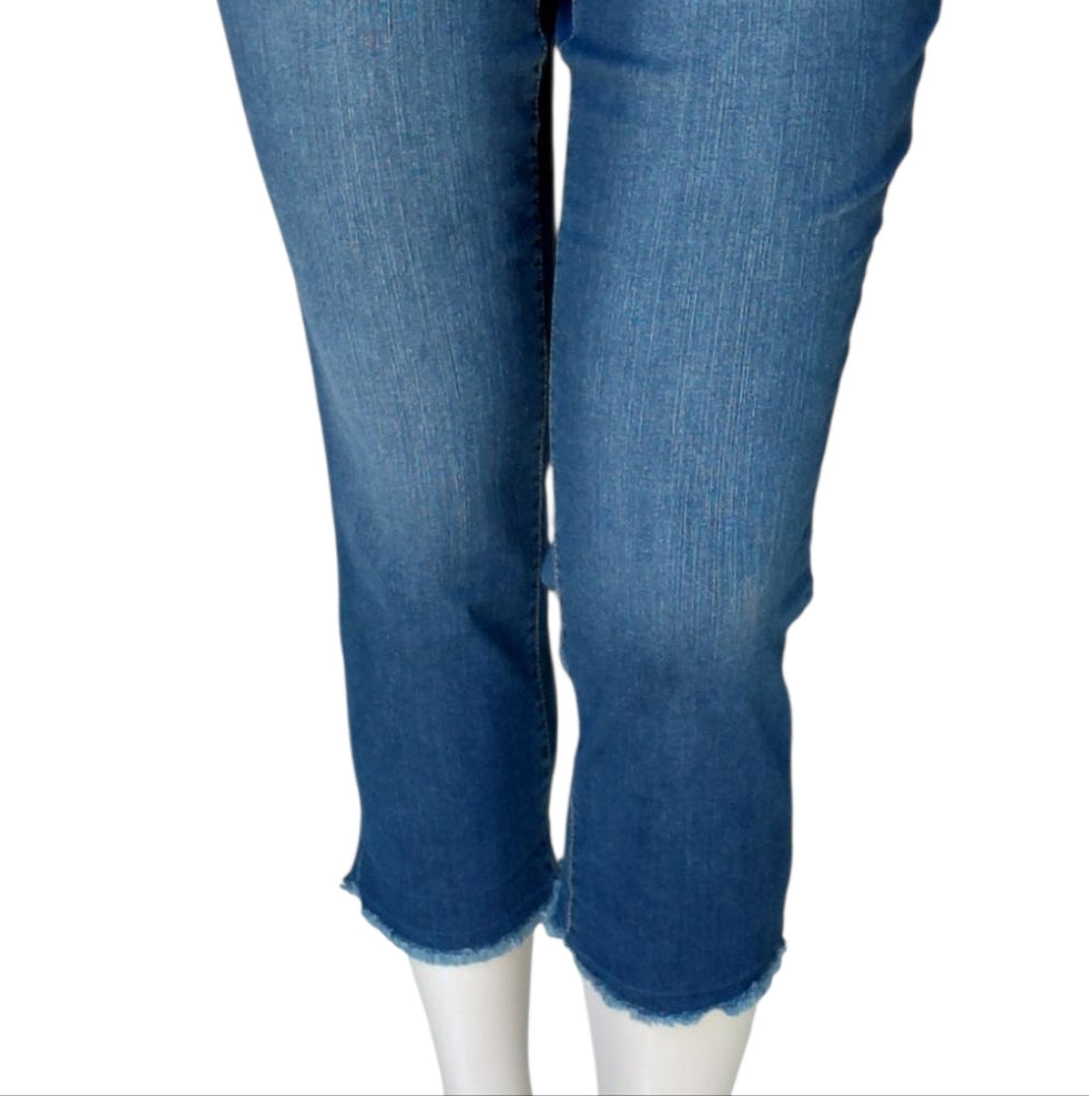 64183...Nine West Chrystie Capri Jeans Size 12, W30" 22"Inseam  9"Rise