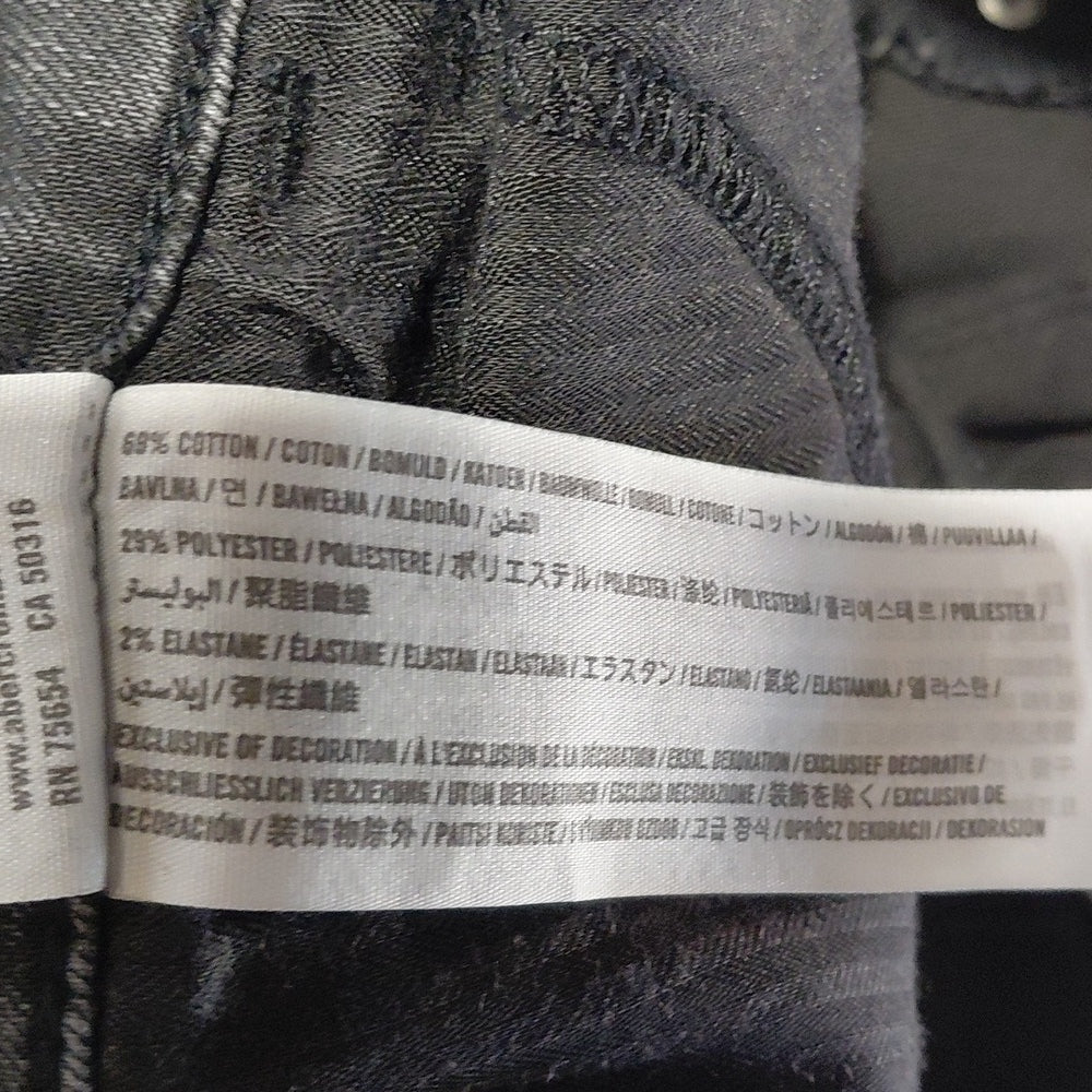 7005632.....Abercrombie Skinny Jeans Size 26/2R, 7 1/2"Rise