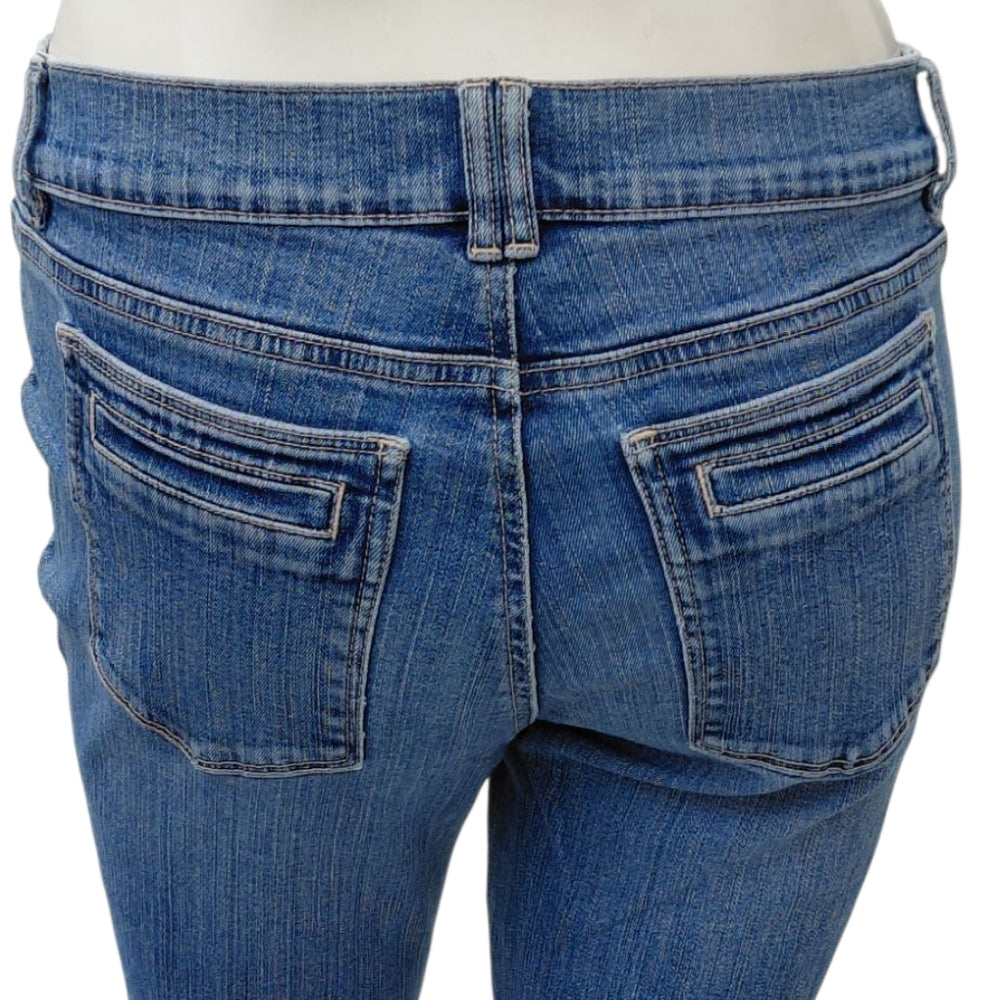 122510..White House Black Market Flare Jeans Size 6R, W28" 28"Inseam  7 1/2"Rise