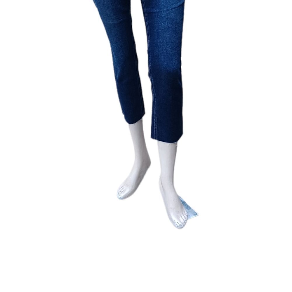 5353...Royalty for me High Rise Jeans Size 4P, W24"  24"Inseam  8 1/2"Rise