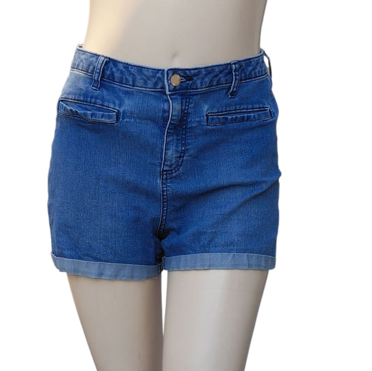 8227.....JLO Denim Blue Women's Shorts Size 14