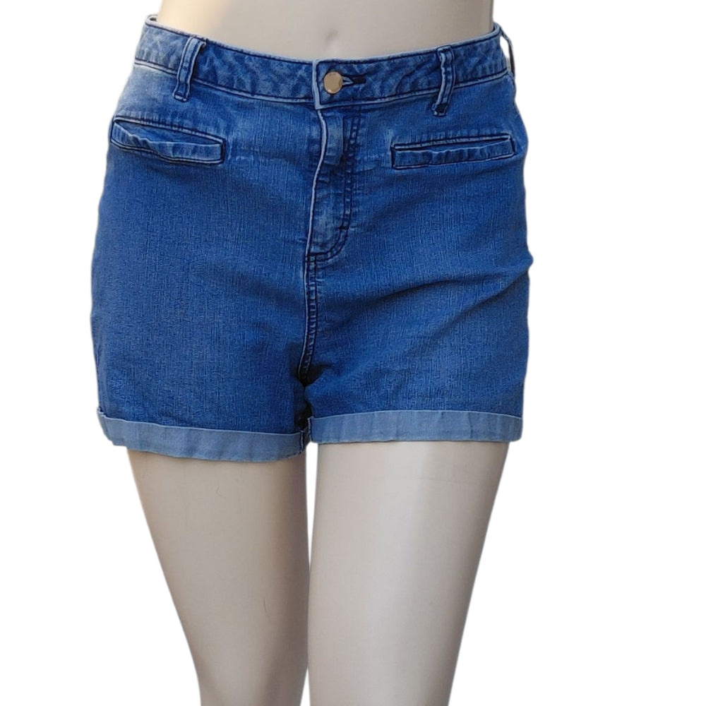 8227.....JLO Denim Blue Women's Shorts Size 14