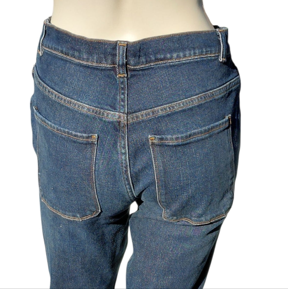 8223....Frame Stylish Blue Jeans with Gold Accents Size 27