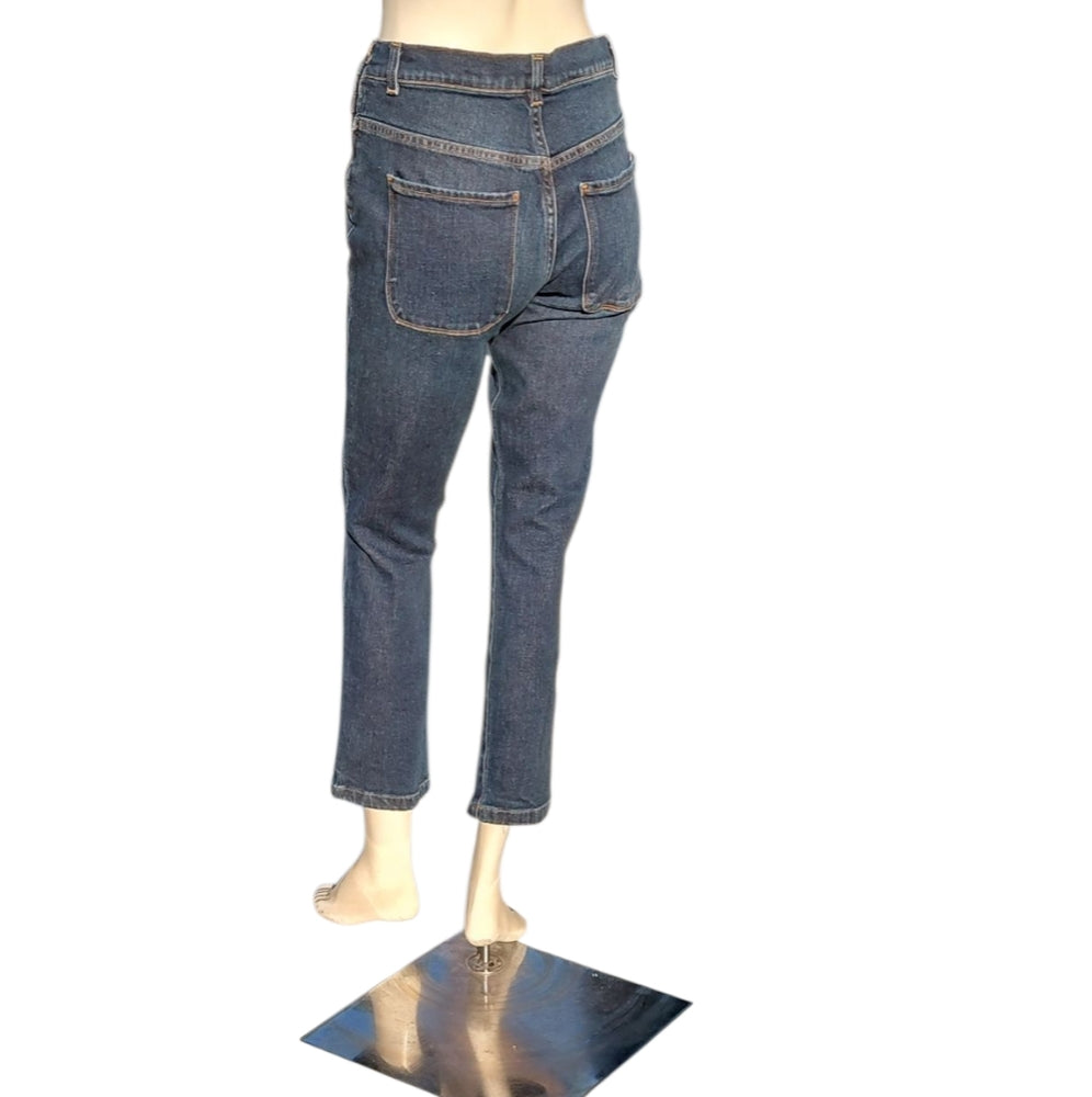 8223....Frame Stylish Blue Jeans with Gold Accents Size 27