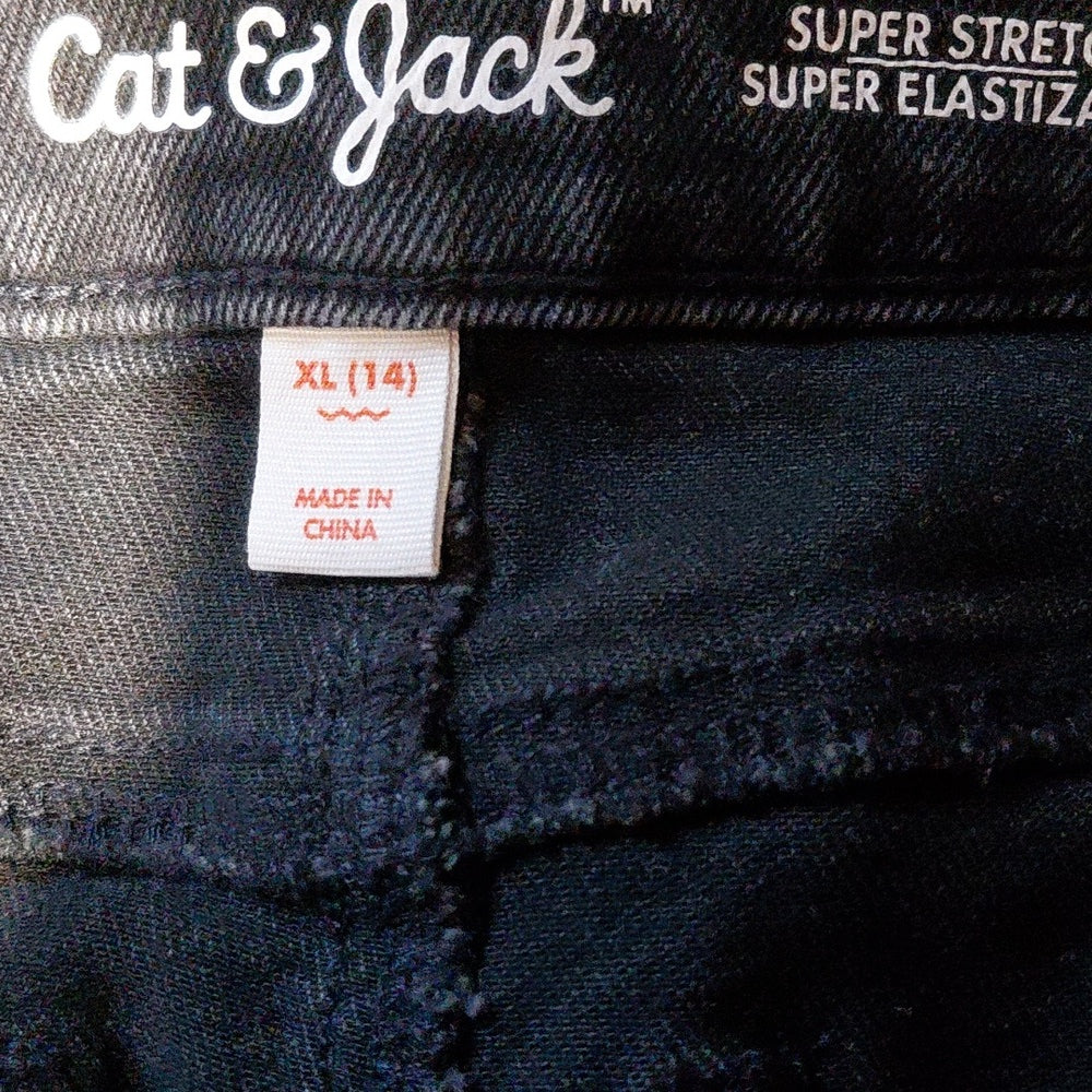8231....Cat&Jack Gray Button-Front Denim Skirt Size XL (14) Waist 28", 14"Rise