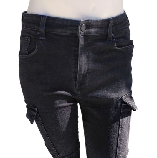 8226....Women's Black Zara Cargo Jeans Size 36, 26" Inseam 11"Rise