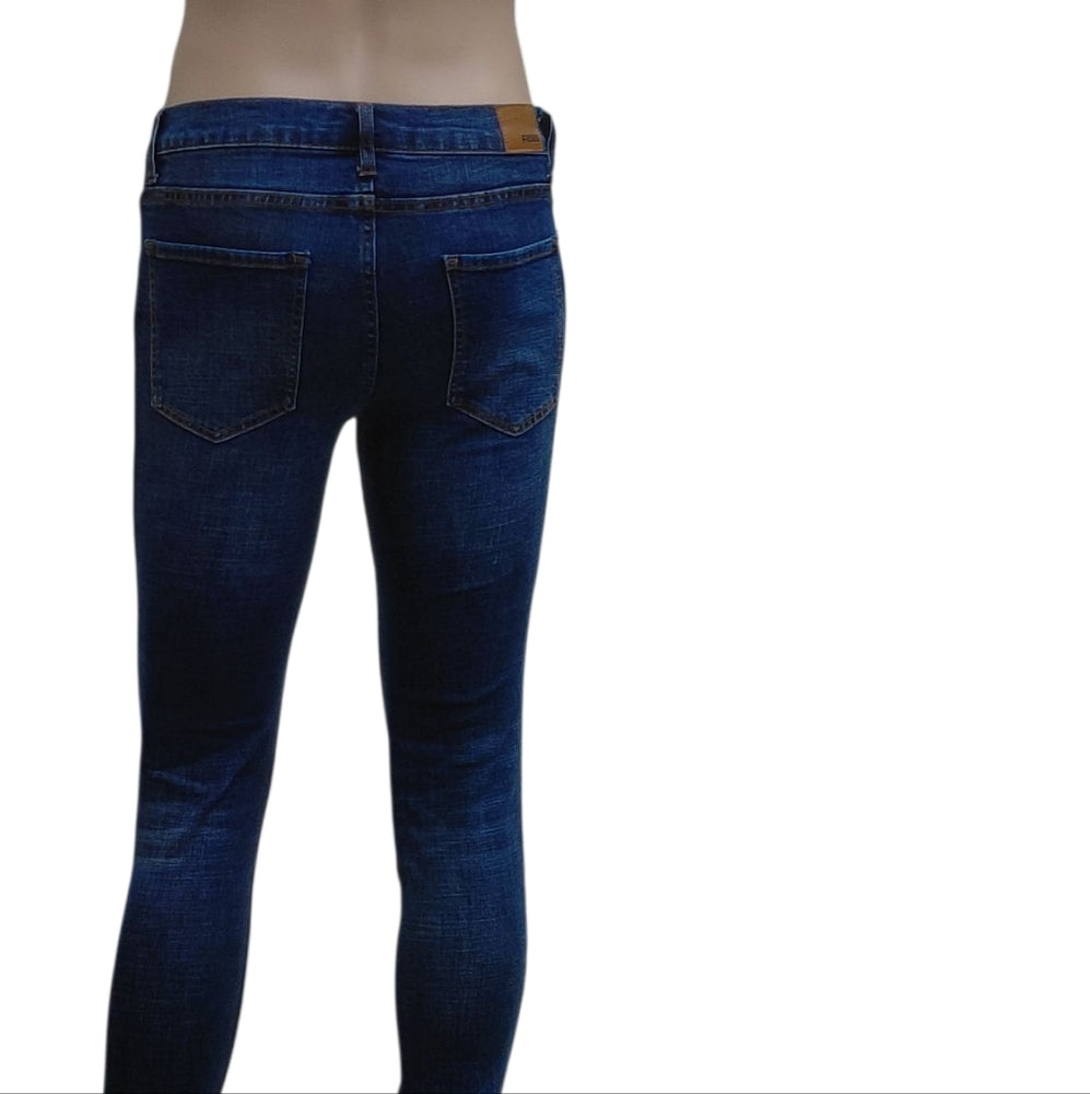 7009248........RSQ Slim Skinny Jeans Size 28X30, 8"Rise