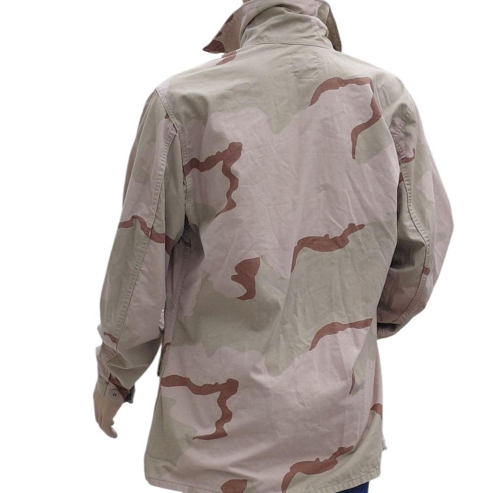 8207.....Men's Desert Camouflage Pattern 3 Color Combat Jacket Size Large Long