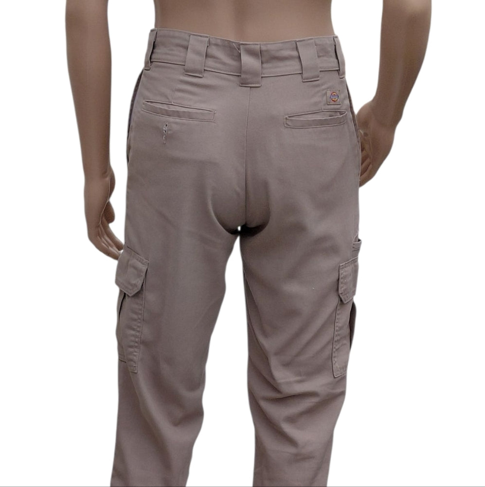 8203....Men's Dickies Straight Leg Pants Size 30X32