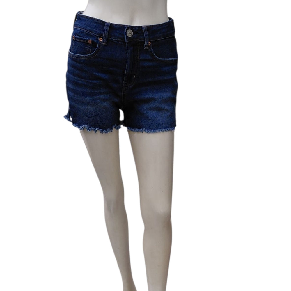 8209.....No Boundaries Denim Blue Women's Shorts Size 7