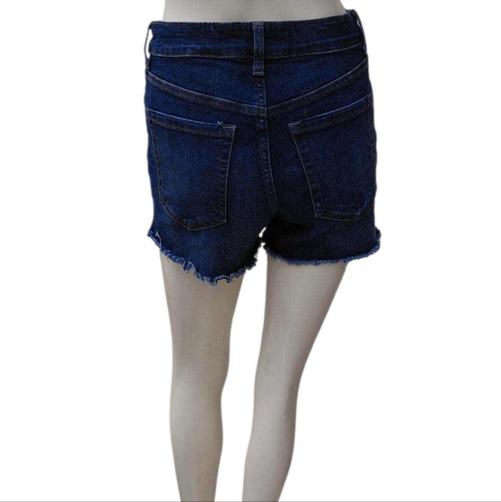 8209.....No Boundaries Denim Blue Women's Shorts Size 7