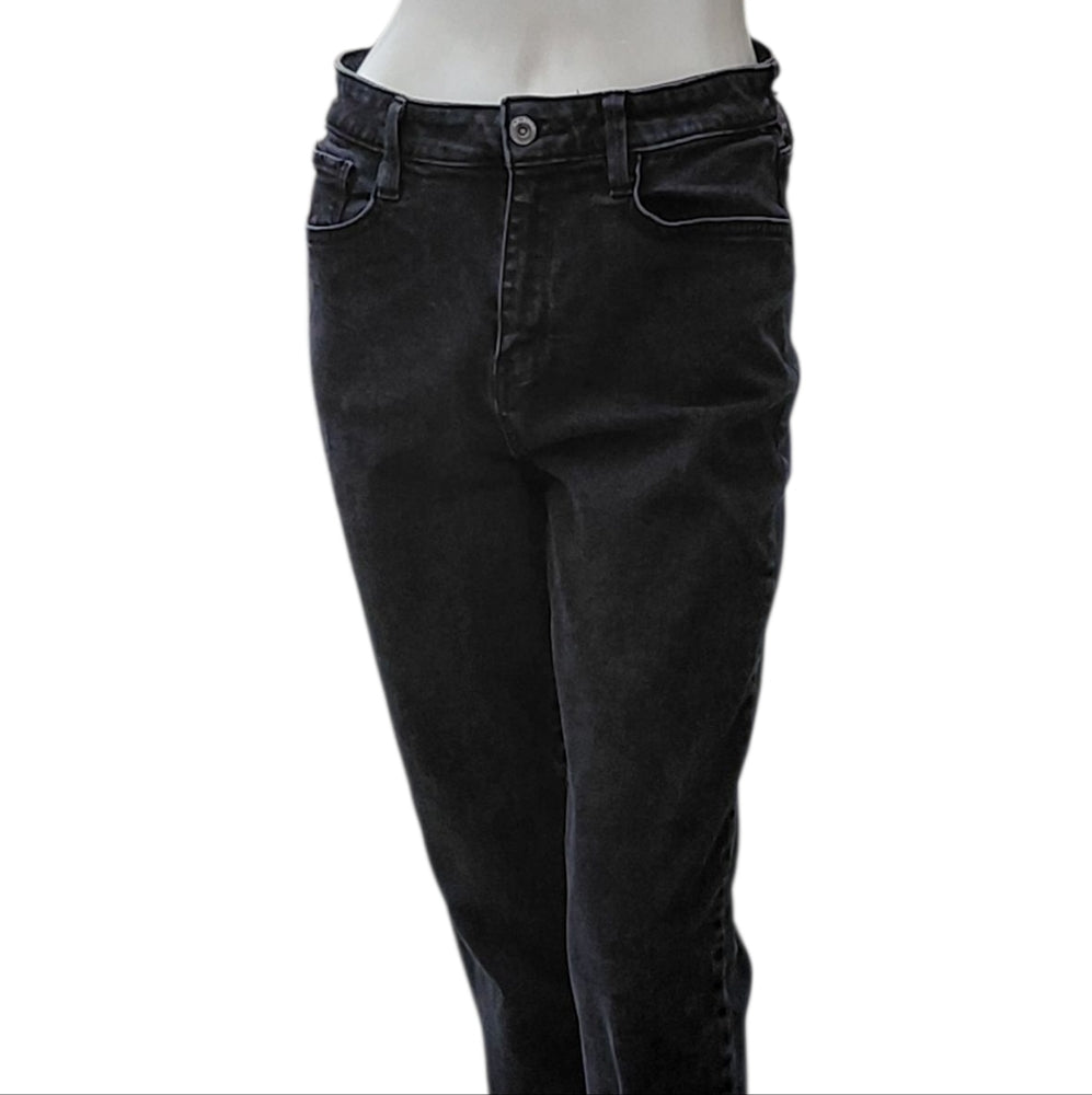 8215....Women's Black Arizona Jean Co Jeans Size 9